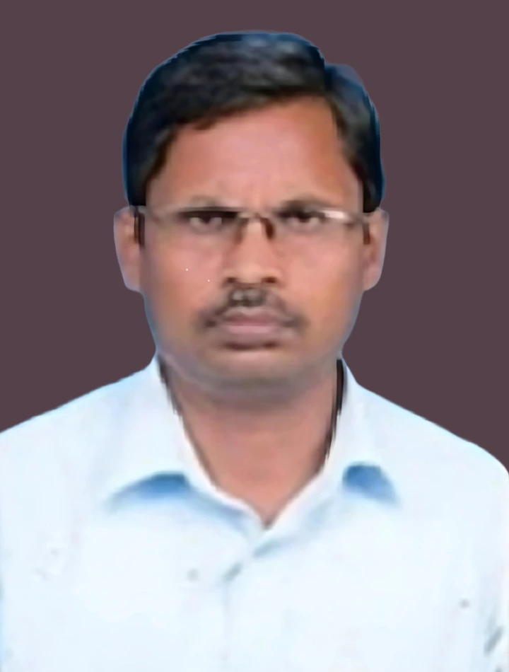 Dr. Eswaramoorthi R